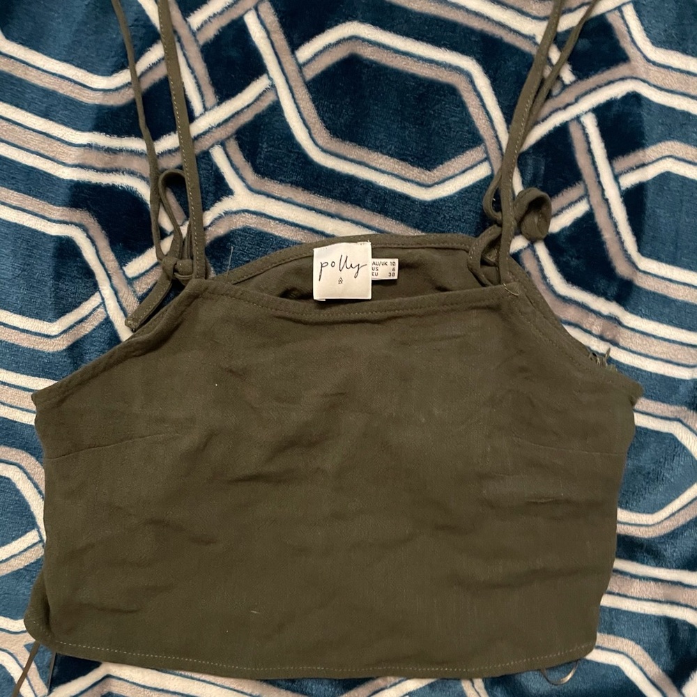 NEVER WORN Tie up green crop top